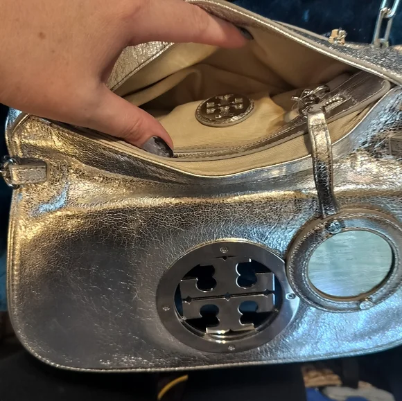Tory Burch metallic silver clutch purse with detachable chain strap - Picture 6 of 10